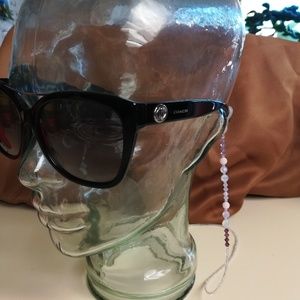 ❤Handmade❤Purple eyeglasses necklace
